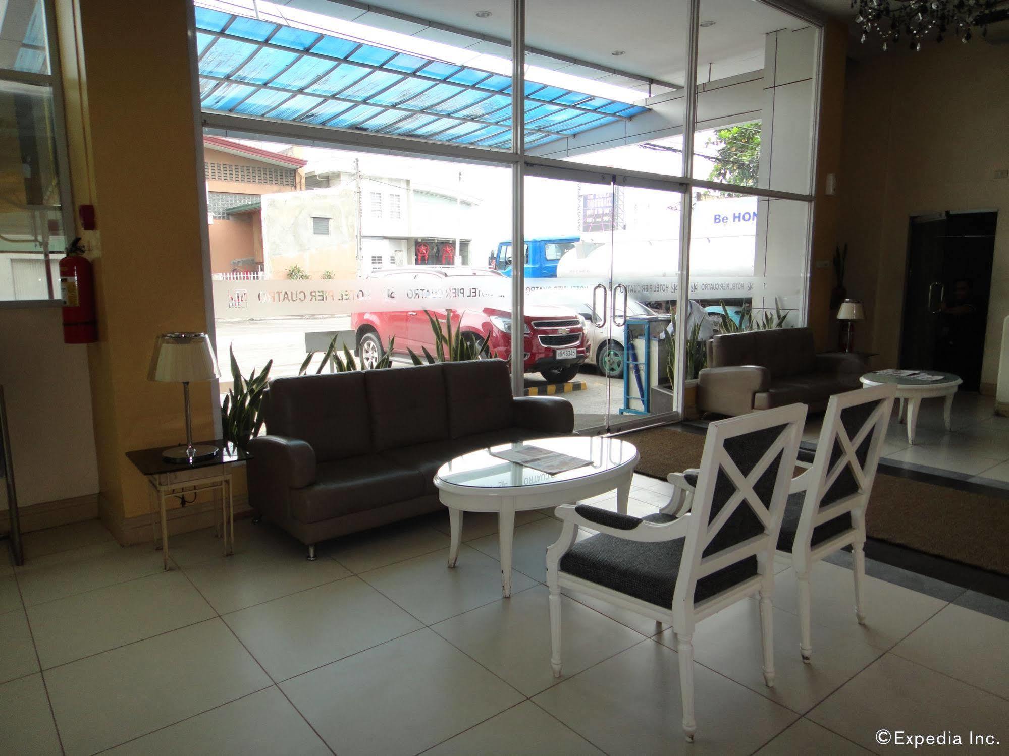 โรงแรมเพียร์ กัวโตร Cebu ภายนอก รูปภาพ